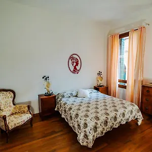 Island Apartament